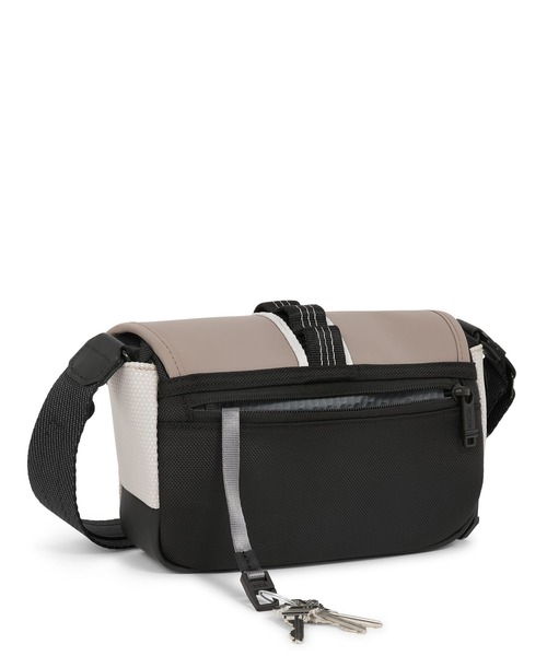 極美品 TUMI コンパス クロスボディ ショルダーバッグ ネイビー 未使用級 レビュー】 TUMI ALPHA BRAVO「コンパス」クロスボディ｜MtOjiisan