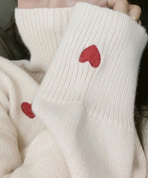 アイボリー タートルネックセーター ハート刺繍【M】カシミア　a723 アイボリー タートルネックセーター ハート刺繍【M】カシミア a723