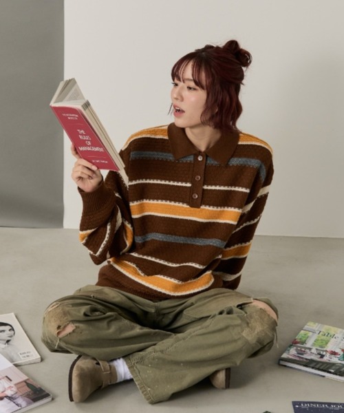 Auntie Rosa（アンティローザ）の「【SEFUMI】ワッフル編みマルチボーダーニット（ニット/セーター・レディース・ブラウン/ネイビー・FREE）」の5枚目の写真