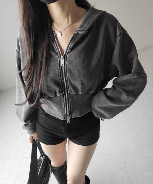 me+em select（ミームセレクト）の「【 セットアップ 】ピグメントヴィンテージショートパーカー ＋ ワイドパンツ SET  ／ pigment vintage short hoodie + wide pants SET（セットアップ・レディース・グレー/ブラック・FREE）」の21枚目の写真