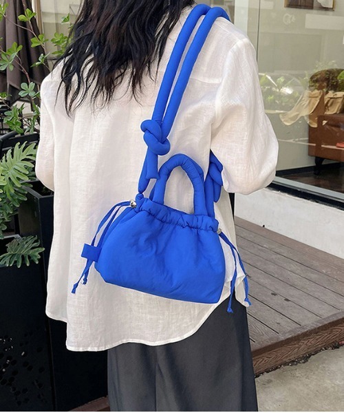 WEGO(ウィゴー)の「WEGO/3WAY巾着ワンハンドルパフショルダー(ショルダーバッグ・レディース・オレンジ/ベージュ/ライトピンク/ブラック/ブルー/ホワイト/ピンク・FREE)」の5枚目の写真