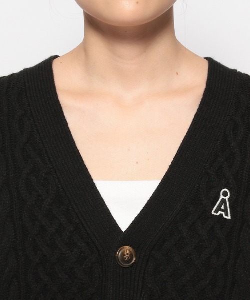 セール】【UNISEX】ALAND／Aロゴ ケーブルニットカーディガン
