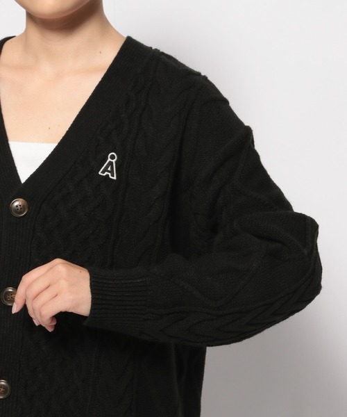 セール】【UNISEX】ALAND／Aロゴ ケーブルニットカーディガン