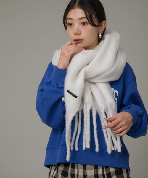 URBAN RESEARCH Sonny Label(アーバンリサーチサニーレーベル)の「フラッフィーボリュームマフラー(マフラー・レディース・ブラック/ブルー系その他/ピンク/オフホワイト・ONE)」の5枚目の写真