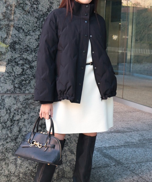 シームレスバックタックフレアダウンジャケット（ダウンジャケット/コート）｜AMBIENT（アンビエント）