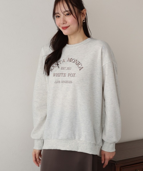 BLUEEAST(ブルーイースト)の「裏起毛刺繍スウェット(スウェット・レディース・ホワイト/ネイビー/グレー・MEDIUM)」の5枚目の写真