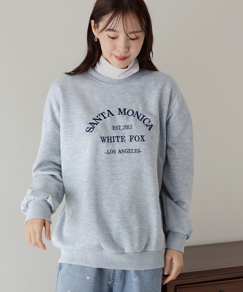 BLUEEAST(ブルーイースト)の「裏起毛刺繍スウェット(スウェット・レディース・ホワイト/ネイビー/グレー・MEDIUM)」の10枚目の写真