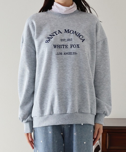 BLUEEAST(ブルーイースト)の「裏起毛刺繍スウェット(スウェット・レディース・ホワイト/ネイビー/グレー・MEDIUM)」の22枚目の写真