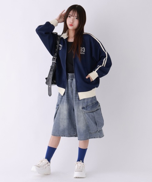 repipi armario（レピピ アルマリオ）の「ルーズトラックジャケット（パーカー・キッズ・サックスブルー/ブラック/アイボリー/レッド/ネイビー・LARGE/MEDIUM/SMALL）」の15枚目の写真