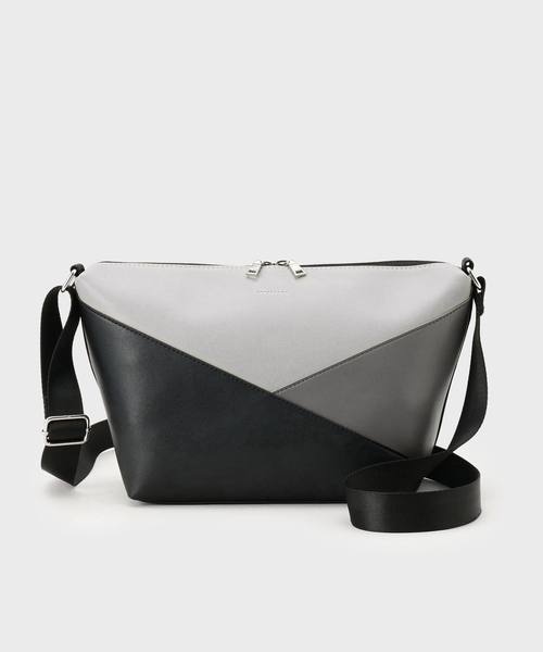 THE SHOP TK （ザ ショップ ティーケー ）の「【新色追加】パネルラインショルダー（ショルダーバッグ・メンズ・ブラック系9/ブラック系8/ベージュ系9・00）」の7枚目の写真