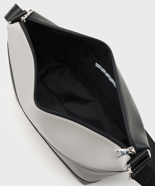 THE SHOP TK （ザ ショップ ティーケー ）の「【新色追加】パネルラインショルダー（ショルダーバッグ・メンズ・ブラック系9/ブラック系8/ベージュ系9・00）」の14枚目の写真