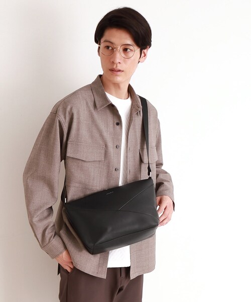 THE SHOP TK （ザ ショップ ティーケー ）の「【新色追加】パネルラインショルダー（ショルダーバッグ・メンズ・ブラック系9/ブラック系8/ベージュ系9・00）」の22枚目の写真