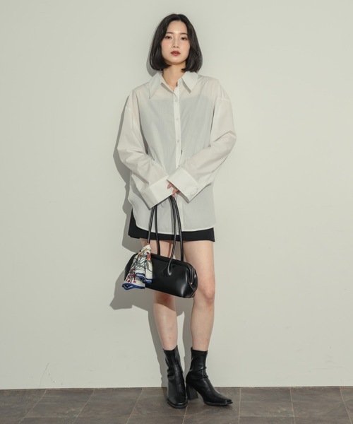 NEUNA(ヌナ)の「オーバーサイズベーシックシャツ(シャツ/ブラウス・レディース・オフホワイト/ブラック・FREE)」の5枚目の写真