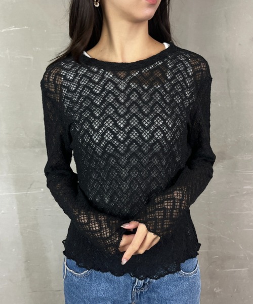 tolene(トレネ)の「メッシュ透かし編みクルーネックプルオーバー(Tシャツ/カットソー・レディース・ホワイト/ブラック・FREE)」の2枚目の写真