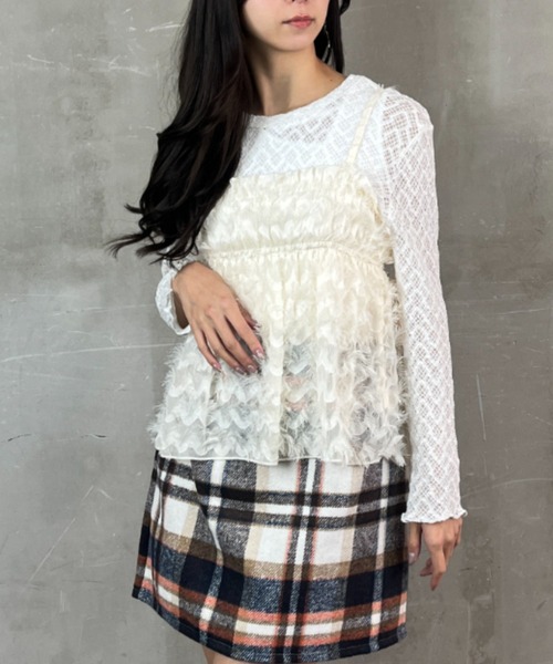 tolene(トレネ)の「メッシュ透かし編みクルーネックプルオーバー(Tシャツ/カットソー・レディース・ホワイト/ブラック・FREE)」の14枚目の写真