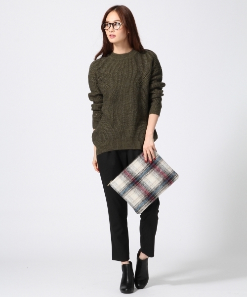 GLOBAL WORK（グローバルワーク）の「７ゲージモヘアコンアゼチュニック長袖/565891（ニット/セーター・レディース・カーキ/ネイビー/ライトピンク/ブルー/ライトグレー・LARGE/MEDIUM/SMALL）」の13枚目の写真