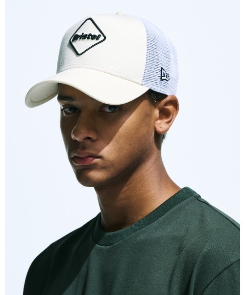 F.C.Real Bristol（エフシーレアルブリストル）の「NEWERA 9FORTY A-FRAME MESH CAP（キャップ・メンズ・ブラック/A/オフホワイト・FREE）」の4枚目の写真