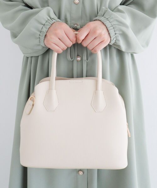 Green　Parks（グリーンパークス）の「ETS.多収納ツーハンドルバッグ（ハンドバッグ・レディース・ブラック/アイボリー・FREE）」の2枚目の写真