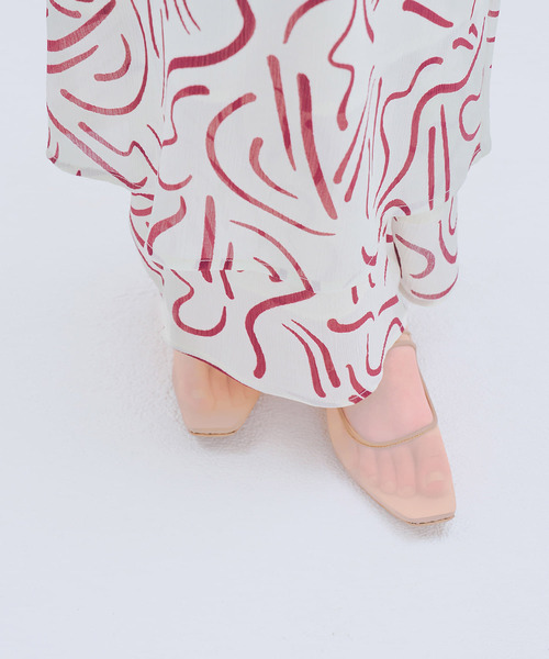 URBAN RESEARCH（アーバンリサーチ）の「シアーメリージェーンフラットシューズ（パンプス・レディース・ブラック/ベージュ・23.5/24/24.5/25）」の2枚目の写真