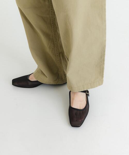 URBAN RESEARCH（アーバンリサーチ）の「シアーメリージェーンフラットシューズ（パンプス・レディース・ブラック/ベージュ・23.5/24/24.5/25）」の5枚目の写真