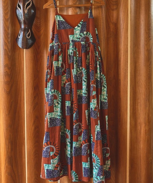 ROSE BUD（ローズバッド）の「(mag.by c)PRINT CAMI DRESS（ワンピース・レディース・ブラウン/ブルー・ONE SIZE）」の18枚目の写真