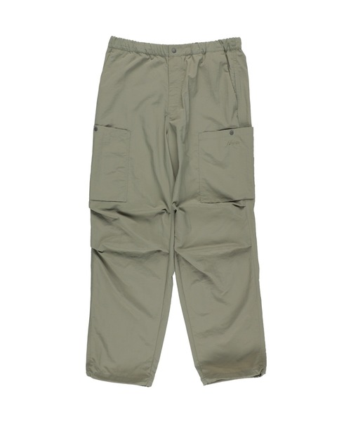 NANGA(ナンガ)の「NYLON TUSSER CARGO PANTS/ナイロンタッサー カーゴパンツ(カーゴパンツ・メンズ・ブラック/アイボリー/ラベンダー/カーキ/ネイビー・M/S/XL/L)」の3枚目の写真