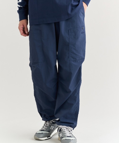 NANGA(ナンガ)の「NYLON TUSSER CARGO PANTS/ナイロンタッサー カーゴパンツ(カーゴパンツ・メンズ・ブラック/アイボリー/ラベンダー/カーキ/ネイビー・M/S/XL/L)」の21枚目の写真
