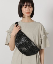 LAKOLE | シャイニーライトボディバッグ / 288664(ボディバッグ/ウエストポーチ)