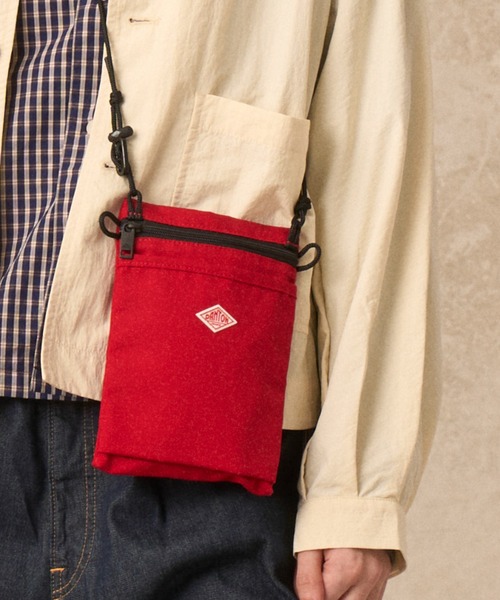 DANTON（ダントン）の「CANVAS SHOULDER POUCH〈SAINT-DOMINIQUE〉（ショルダーバッグ・レディース・ブラック/レッド/アイボリー/ライトブラウン/ブルー・-）」の21枚目の写真
