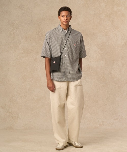 DANTON（ダントン）の「CANVAS SHOULDER POUCH〈SAINT-DOMINIQUE〉（ショルダーバッグ・レディース・ブラック/レッド/アイボリー/ライトブラウン/ブルー・-）」の19枚目の写真