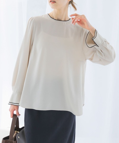 URBAN RESEARCH ROSSO WOMEN(アーバンリサーチ ロッソ)の「パイピングデザインブラウス(シャツ/ブラウス・レディース・ミント/ネイビー/アイボリー・FREE)」の4枚目の写真