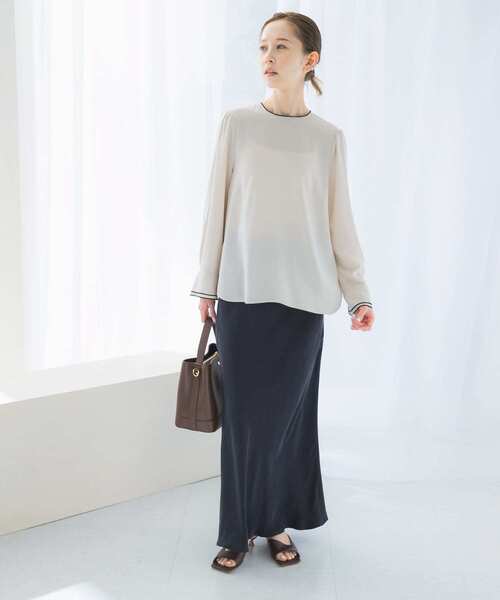 URBAN RESEARCH ROSSO WOMEN(アーバンリサーチ ロッソ)の「パイピングデザインブラウス(シャツ/ブラウス・レディース・ミント/ネイビー/アイボリー・FREE)」の8枚目の写真