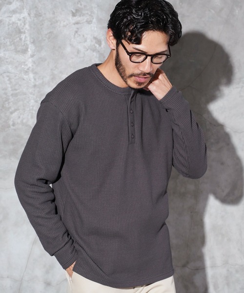 jiggys shop(ジギーズショップ)の「ワッフル編み サーマル ヘンリーネック ロンT カットソー(Tシャツ/カットソー・メンズ・アイボリー/ピンク系その他/ブラック/ホワイト/チャコールグレー/ブラウン系その他/グレー・MEDIUM/LARGE/X-LARGE)」の15枚目の写真