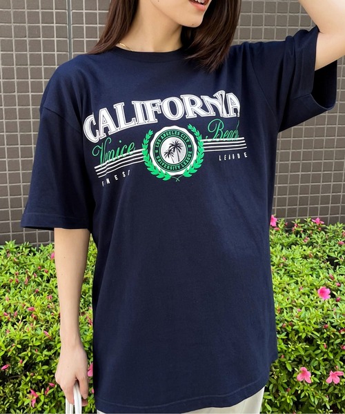 RGY(アールジーワイ)の「【RGY】CALIFORNIA Venice BeachデザインプリントTシャツ(Tシャツ/カットソー・レディース・ネイビー/オートミール/ホワイト・LARGE/MEDIUM)」の1枚目の写真