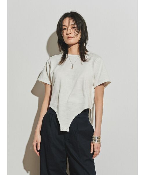 Ungrid（アングリッド）の「【Htage】バックデザインリンガーTee（Tシャツ/カットソー・レディース・ブラック/オフホワイト/ネイビー・FREE）」の9枚目の写真