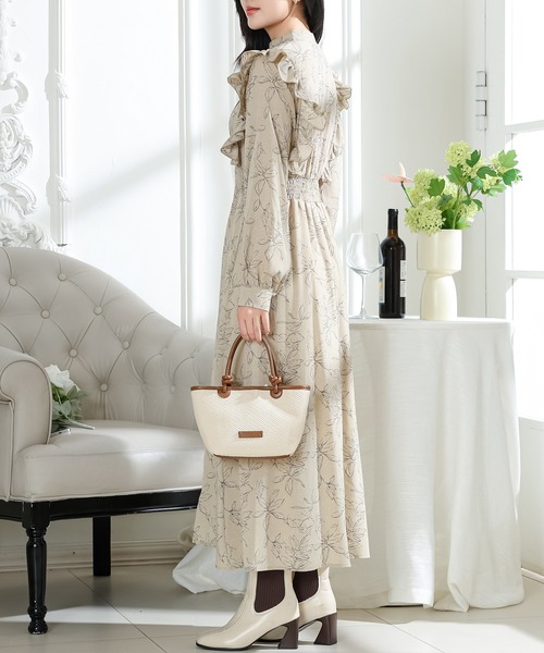 Lace Ladies(レースレディース)の「フラワー プリント フリル スタンドカラー ワンピース(ワンピース・レディース・ブラック/ベージュ/アイボリー・FREE/S)」の6枚目の写真
