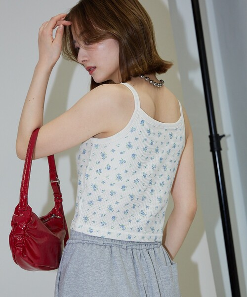 PUBLUX（パブリュクス）の「JEMORGAN/ジェーイーモーガン 花柄ワッフル カップ付 クロップドキャミソール　限定展開（キャミソール・レディース・ブルー/ピンク/パープル・ﾌﾘ-）」の18枚目の写真