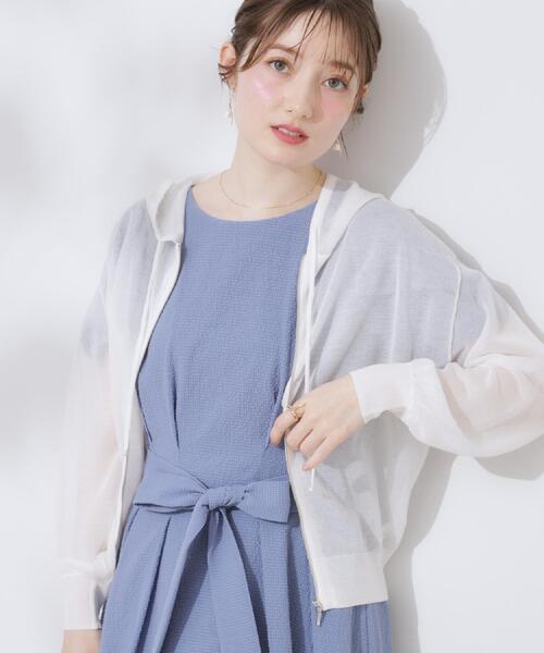 couture brooch(クチュールブローチ)の「【上品な透け感・大人カジュアル】シアージップアップフーディー(パーカー・レディース・ライトグレー/ブラック/ピンク/オフホワイト・42/38/40)」の2枚目の写真