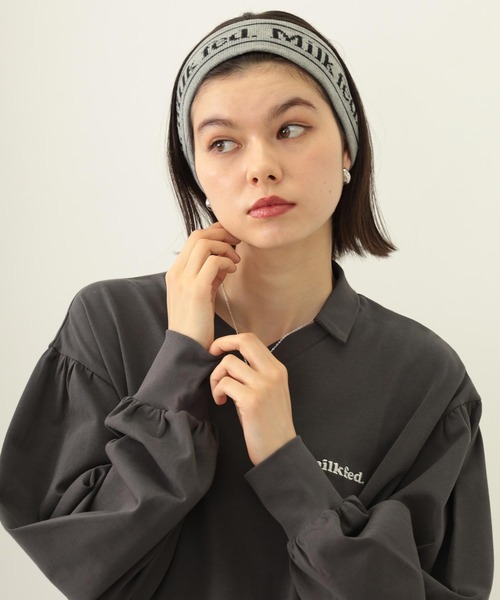 MILKFED.（ミルクフェド）の「LOGO KNIT HAIR BAND（ヘアバンド・レディース・アッシュ/バーガンディー/チャコール・ONE SIZE）」の17枚目の写真