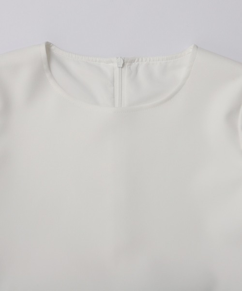 Fit more(フィットモア)の「バイカラーオーガンジーペプラムトップス(その他トップス・レディース・ブルー/ネイビー/ホワイト・FREE)」の20枚目の写真