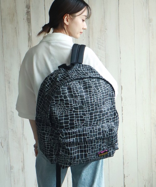 Overland(オーバーランド)の「【OverLand EQUIPMENT/オーバーランドイクイップメント】BACK PACK/スパイダー柄 バックパック(容量:約30L)(バックパック/リュック・メンズ・ブラック・FREE)」の8枚目の写真