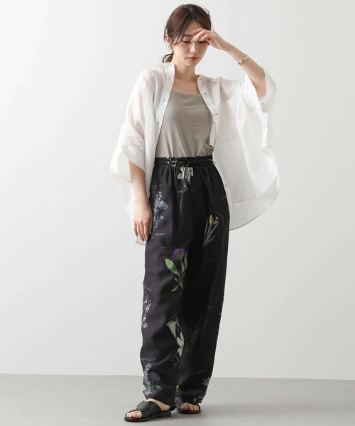Gready Brilliant（グレディブリリアン）の「Ｐローンボタニカルワイドパンツ（その他パンツ・レディース・ブラック/アイボリー・FREE）」の16枚目の写真