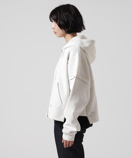 casane(カサネ)の「CASANE(カサネ)ダブルコードZIPパーカー(パーカー・レディース・ブラック/アイボリー・F)」の22枚目の写真
