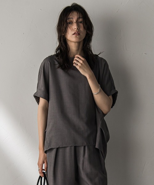 MAYSON GREY(メイソングレイ)の「タンブラーブッチャードルマンブラウス≪手洗い可能 / セットアップ対応≫(シャツ/ブラウス・レディース・ブルー/ブラック/グレー系その他/ライトグレー/チャコールグレー/ブラウン・M)」の3枚目の写真