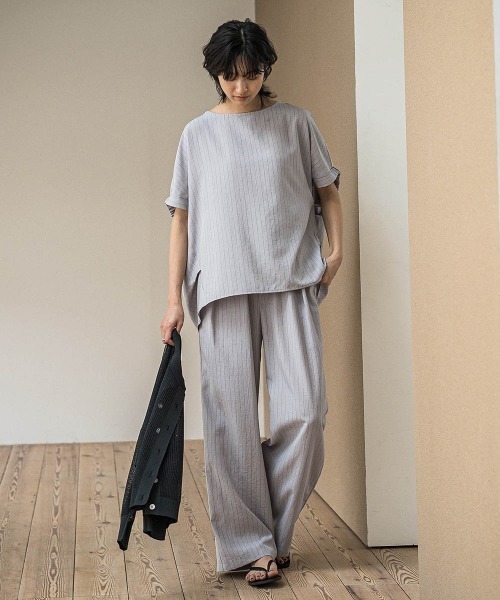 MAYSON GREY(メイソングレイ)の「タンブラーブッチャードルマンブラウス≪手洗い可能 / セットアップ対応≫(シャツ/ブラウス・レディース・ブルー/ブラック/グレー系その他/ライトグレー/チャコールグレー/ブラウン・M)」の8枚目の写真