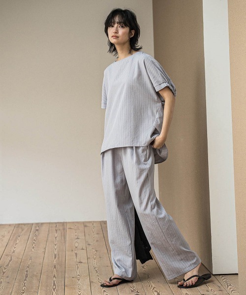 MAYSON GREY(メイソングレイ)の「タンブラーブッチャードルマンブラウス≪手洗い可能 / セットアップ対応≫(シャツ/ブラウス・レディース・ブルー/ブラック/グレー系その他/ライトグレー/チャコールグレー/ブラウン・M)」の7枚目の写真