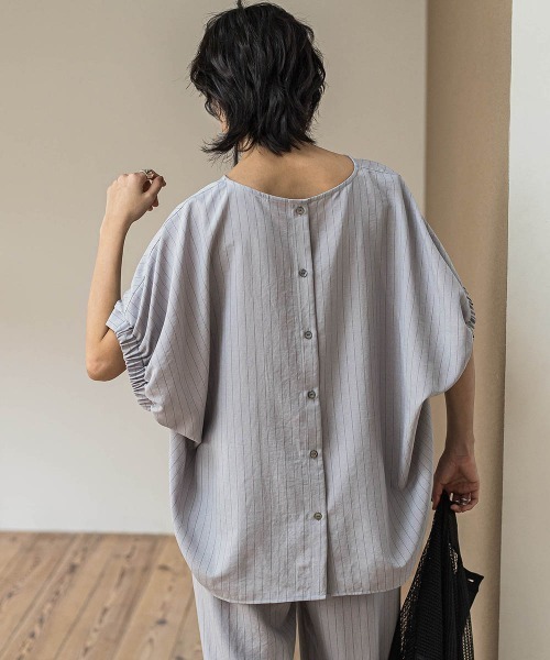 MAYSON GREY(メイソングレイ)の「タンブラーブッチャードルマンブラウス≪手洗い可能 / セットアップ対応≫(シャツ/ブラウス・レディース・ブルー/ブラック/グレー系その他/ライトグレー/チャコールグレー/ブラウン・M)」の10枚目の写真