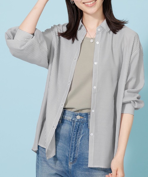 BELLUNA PLUS(ベルーナ)の「シアーストライプ素材ベーシックシャツ(シャツ/ブラウス・レディース・ネイビー系/グレー/ブルー・LARGE/MEDIUM/X-LARGE)」の19枚目の写真
