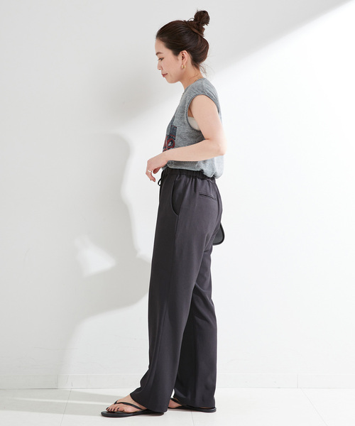 Russell Athletic（ラッセルアスレティック）の「RUSSELL ATHLETIC / ラッセル・アスレティック Local Souvenir Sleevele（Tシャツ/カットソー・レディース・ブルー/チャコールグレー/アイボリー・MEDIUM）」の5枚目の写真