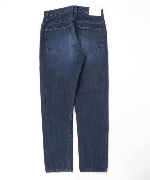 CINOH（チノ）の「HI-WAIST SLIM STRAIGHT（デニムパンツ・レディース・ダークブルー/ライトブルー・24/25/26）」の3枚目の写真